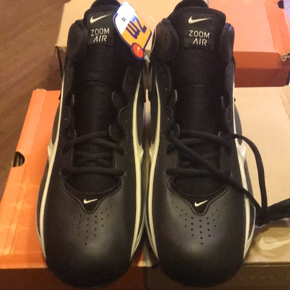 New in box Nike air zoom blade II D football cleats black white metallic silver